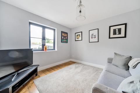 64a Hill Brow, Bromley, BR1 2PQ