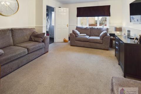 3 bedroom semi-detached villa for sale, Eden Gardens, East Kilbride G75