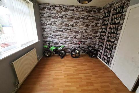 12 Moorside Crescent, Droylsden, Manchester, M43 7HT