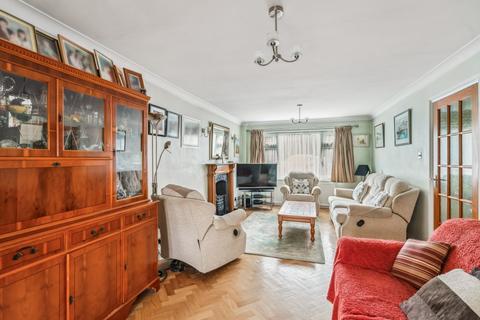 3 bedroom detached house for sale, Fieldway, Gerrards Cross SL9