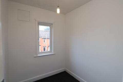 3 bedroom terraced house to rent, Penrith Grove, Leeds, West Yorkshire, LS12