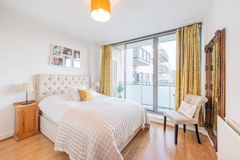 1 bedroom flat for sale, McCabe Court, Canning Town, London, E16