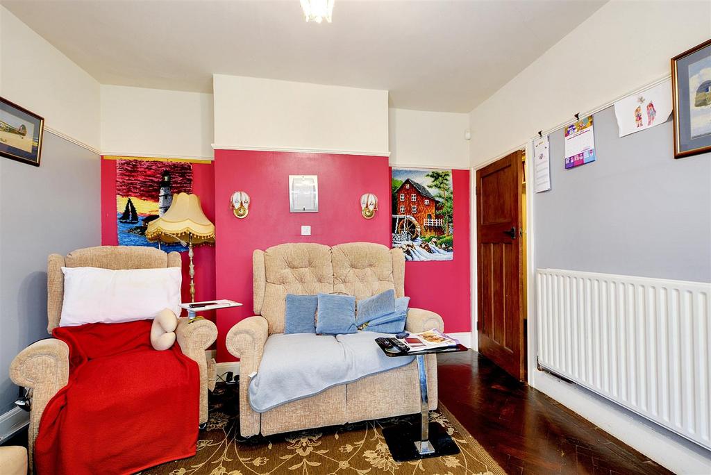 Lounge 2.jpeg