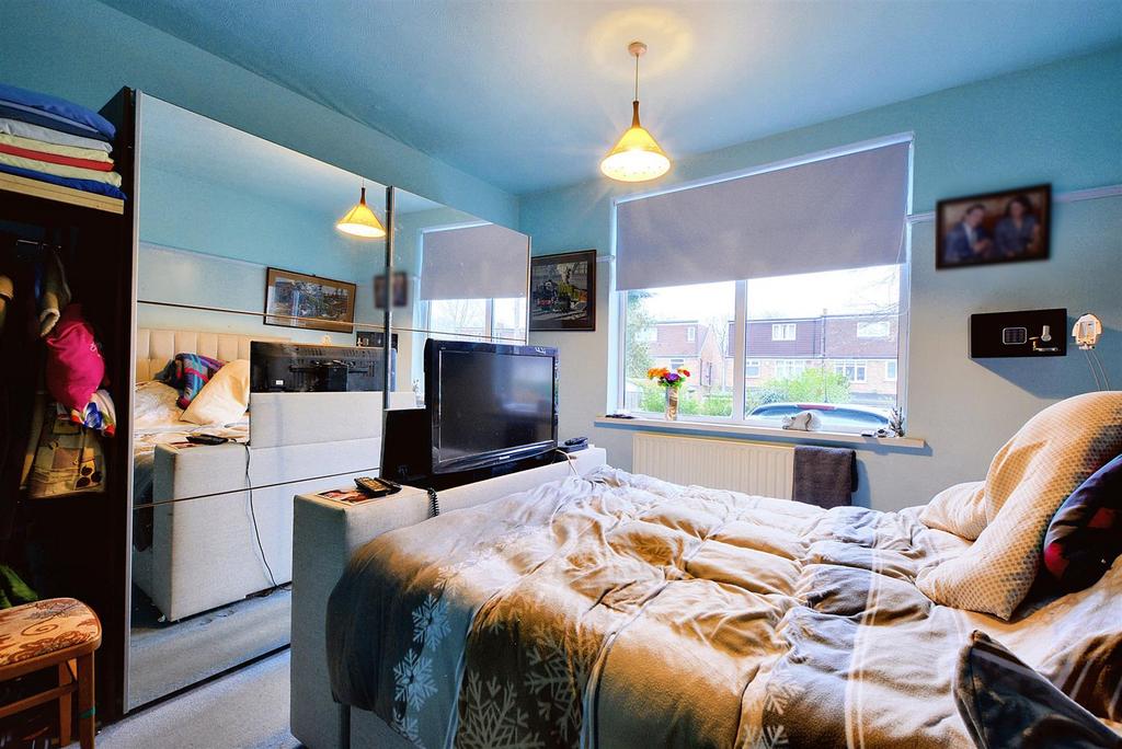 Bedroom 1.jpeg