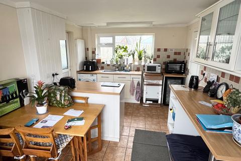 2 bedroom semi-detached house for sale, Watton Road, Holbury, Southampton, Hampshire, SO45