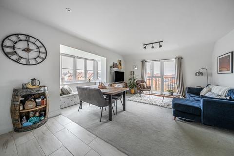 2 bedroom apartment for sale, Clematis Court, Warfield, Bracknell