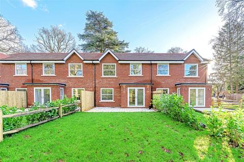 3 bedroom house for sale, Sandhurst Mews, Wokingham Road, Crowthorne, Berkshire, RG45