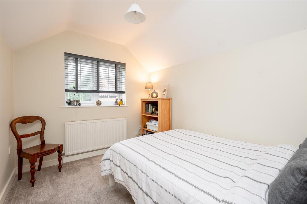 15.bedroom