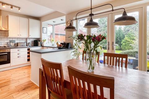 8 Elms Drive, Kirk Ella, Hull, HU10 7QJ