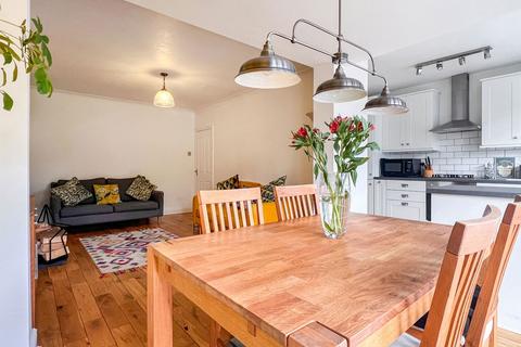 8 Elms Drive, Kirk Ella, Hull, HU10 7QJ