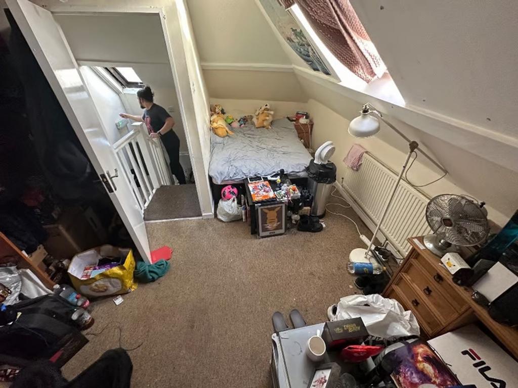 A compact room with potential for storage and p...