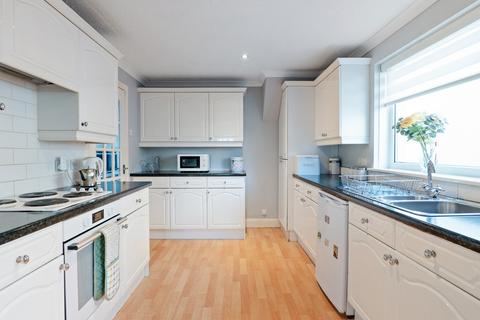 166 Branchalfield Drive, Wishaw, ML2 8QE