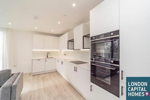 2 bedroom apartment to rent, Coster Avenue, Hackney, N4