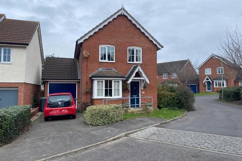 3 bedroom detached house for sale, Kingfisher Way, Stowmarket IP14