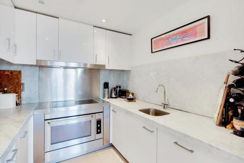 1 bedroom flat for sale, New Providence Wharf, Fairmount Avenue, London, E14