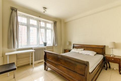 3 bedroom flat for sale, Grove Hall Court, Hall Road, London, NW8