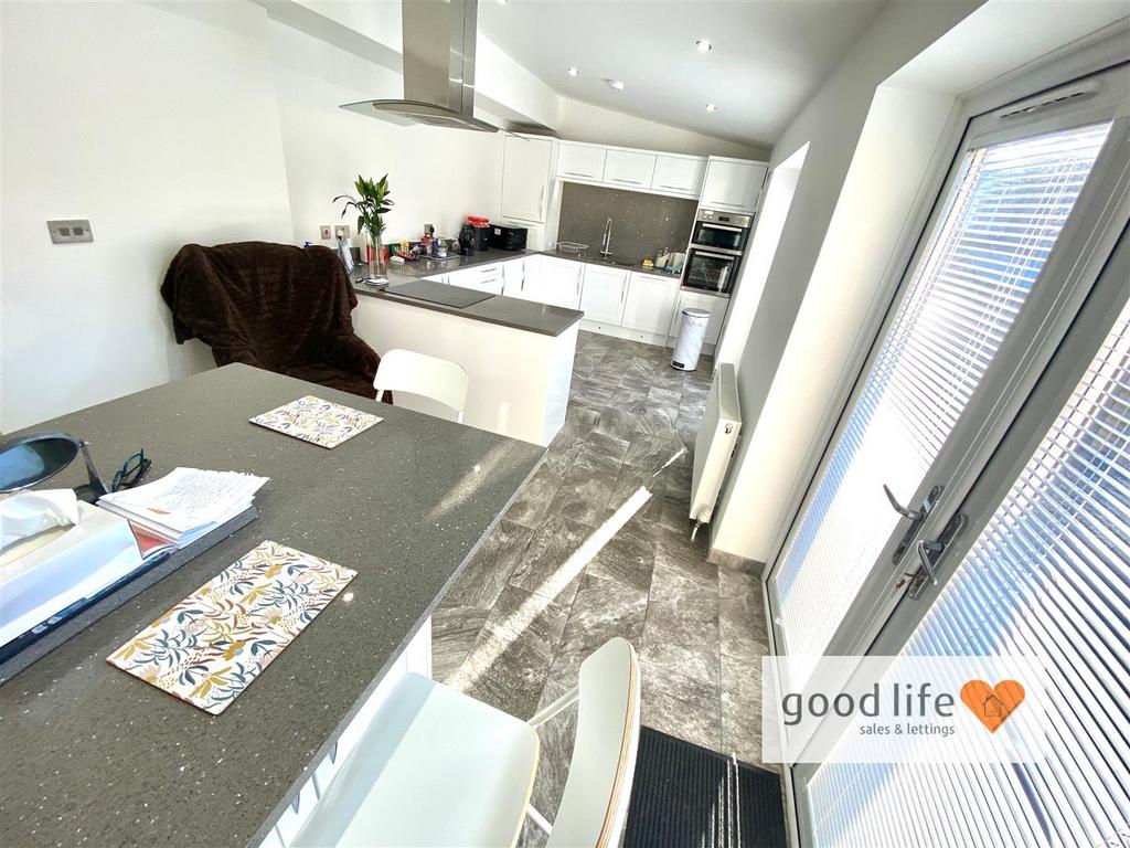 20250118 112430791 i OS5barnespark.jpg