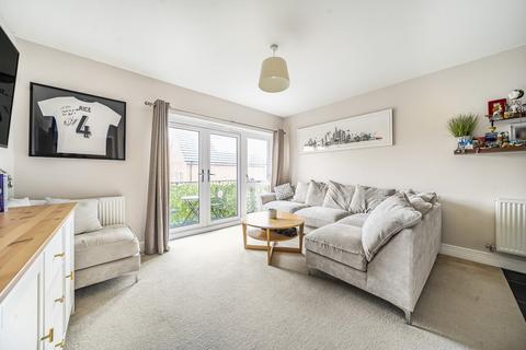 1 bedroom flat for sale, Shaw Close, Surrey TW19