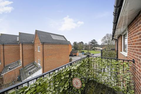 1 bedroom flat for sale, Shaw Close, Surrey TW19