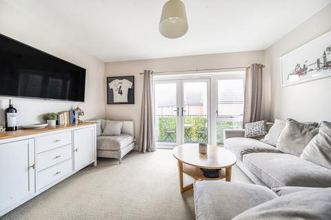 1 bedroom flat for sale, Shaw Close, Surrey TW19