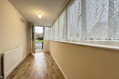 8 Caburn Close, Scarborough, YO12 5DY