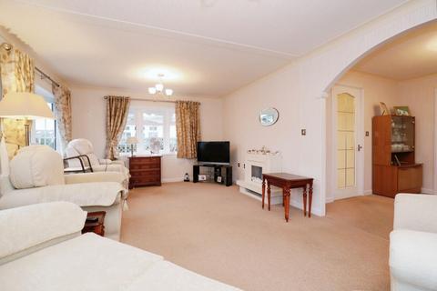 2 bedroom park home for sale, The Crescent, Acaster Malbis, York