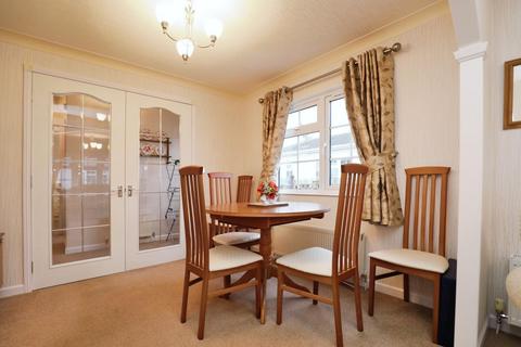 2 bedroom park home for sale, The Crescent, Acaster Malbis, York