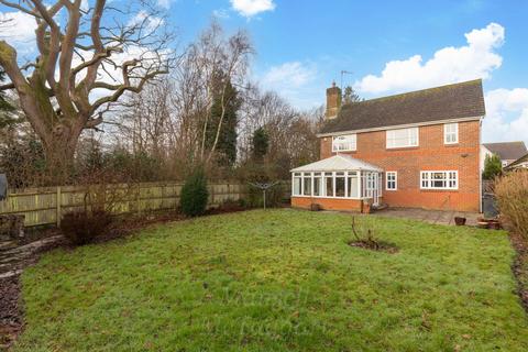 4 bedroom detached house for sale, The Stennings, East Grinstead RH19