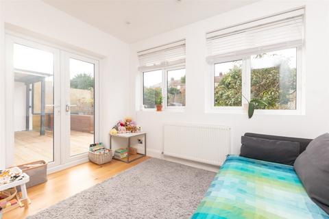 63 Westfield Road, Bexleyheath, DA7 6LR