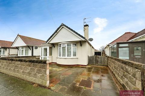 2 bedroom detached bungalow for sale, 24 Carlisle Avenue, Rhyl, LL18 3UD