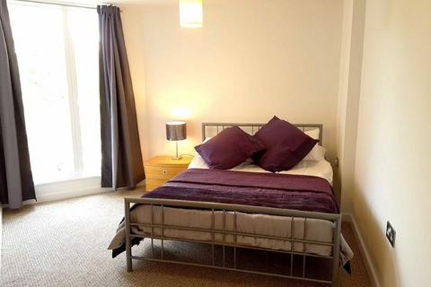 2 bedroom flat to rent, Water Gardens Square, London SE16