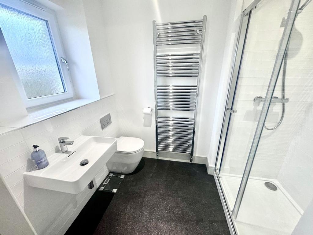 Second En-Suite