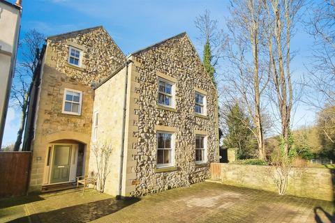 5 bedroom detached house for sale, St. Annes Drive, Wolsingham, Weardale