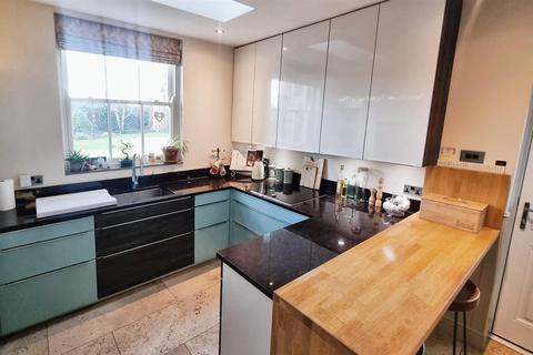 5 bedroom detached house for sale, St. Annes Drive, Wolsingham, Weardale