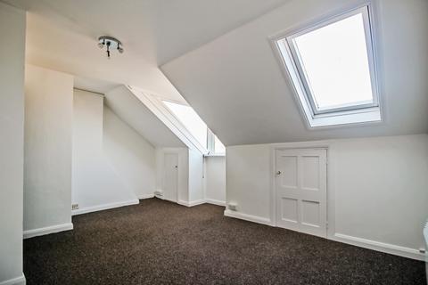 1 bedroom flat to rent, Bayford Road, West Sussex BN17