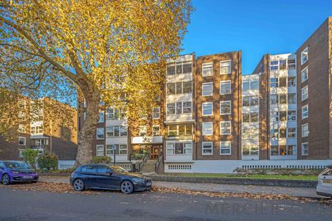 2 bedroom flat for sale, Gloucester Avenue, London NW1