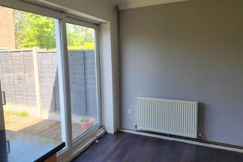 97 Caling Croft, New Ash Green, Longfield, DA3 8PZ