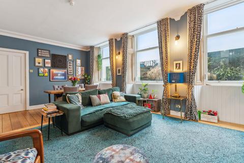 2 bedroom flat for sale, Clouston Street, Main Door, Botanics, Glasgow, G20 8QW