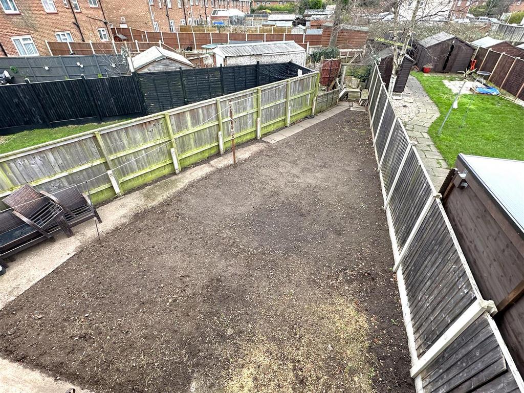 Rear Garden 805