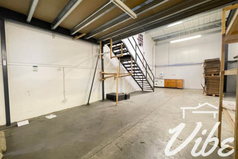 Warehouse to rent, Tariff Road, London N17