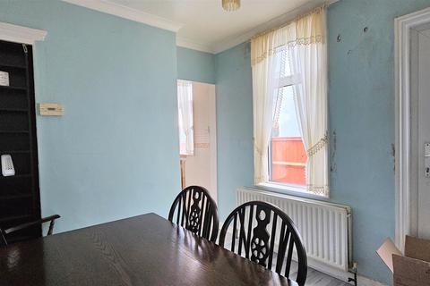 3 bedroom terraced house for sale, Nelson Road, Gorleston