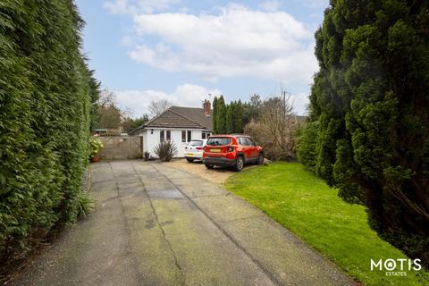 4 bedroom bungalow for sale, Canterbury Road, Folkestone, CT18