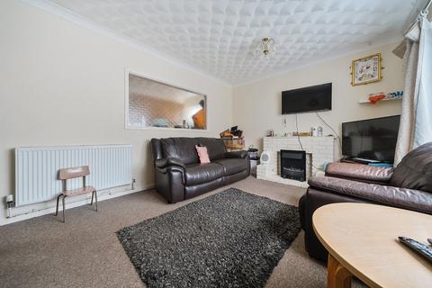 2 bedroom flat for sale, Ash Tree Road, Hampshire SO18