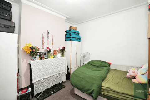 3 bedroom terraced house for sale, Richmond Road, ILFORD, IG1