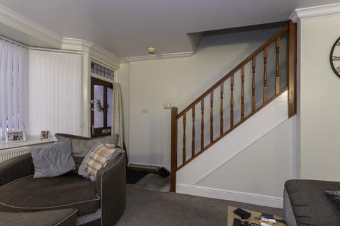 5 bedroom cottage for sale, Main Street, Scholes LS15