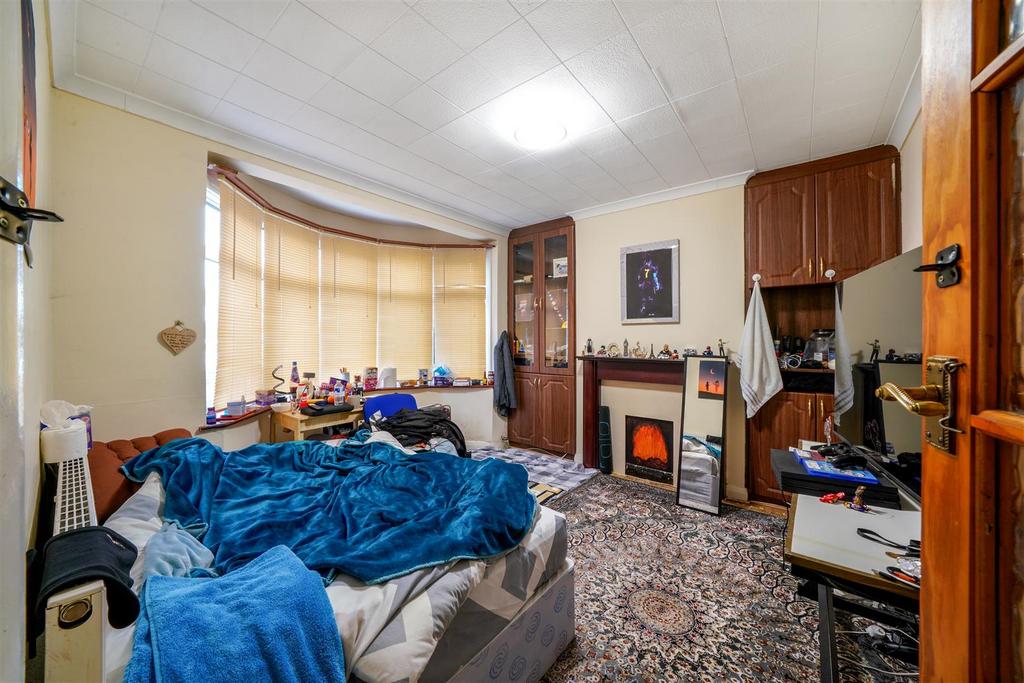 487 Whitton Avenue West - 8 M8w Rm5s ULp GZI1 ISYSU.jpg