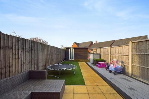 8 Cheviot Close, Fernhill Heath, Worcester, WR3 7WD
