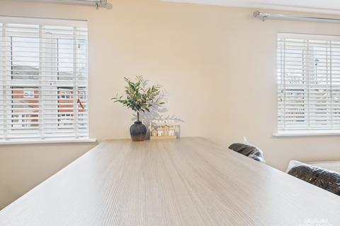 2 bedroom flat for sale, Ladybank Avenue, Fulwood, Preston