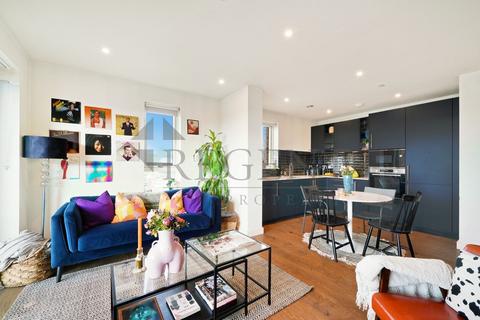 2 bedroom apartment for sale, Alington House, Mary Neuner Road, N8
