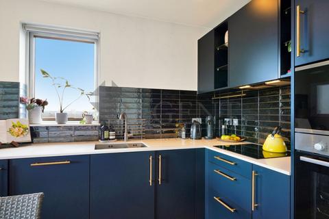 2 bedroom apartment for sale, Alington House, Mary Neuner Road, N8